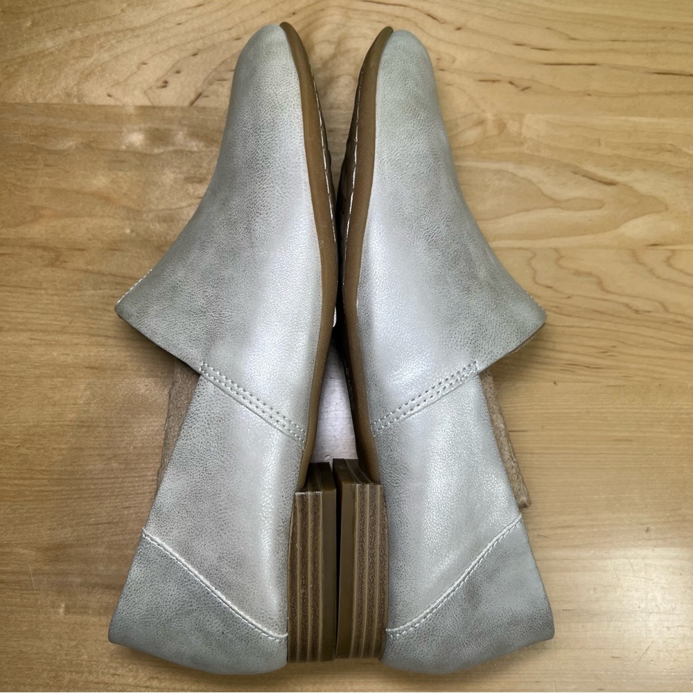 b.o.c. Silver brown slip on shoes size 9.5W - Picture 3 of 8